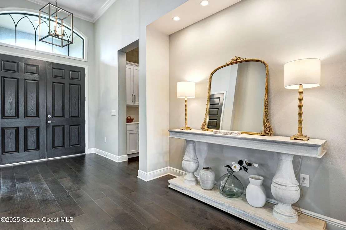 Photo of 8116 Stonecrest Drive