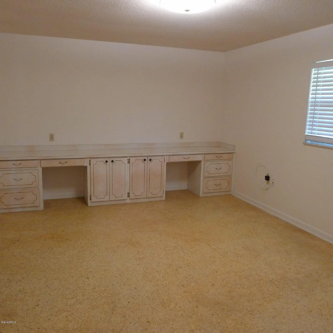 Photo of 4253 Pinewood Road