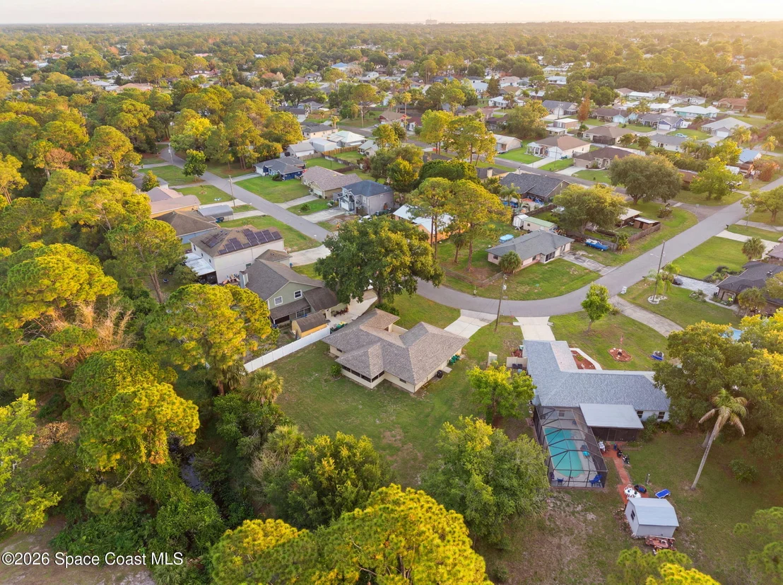 Photo of 5540 Carrick Road
