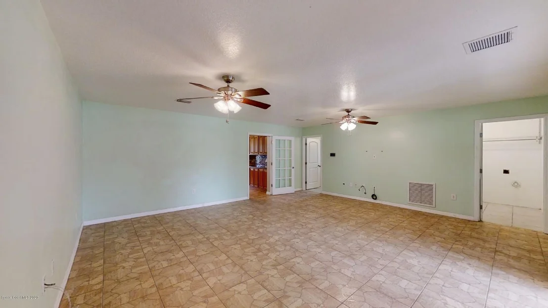 Photo of 160 Stephenson Drive
