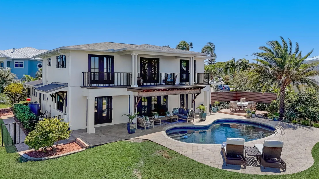 Photo of 451 River View Lane