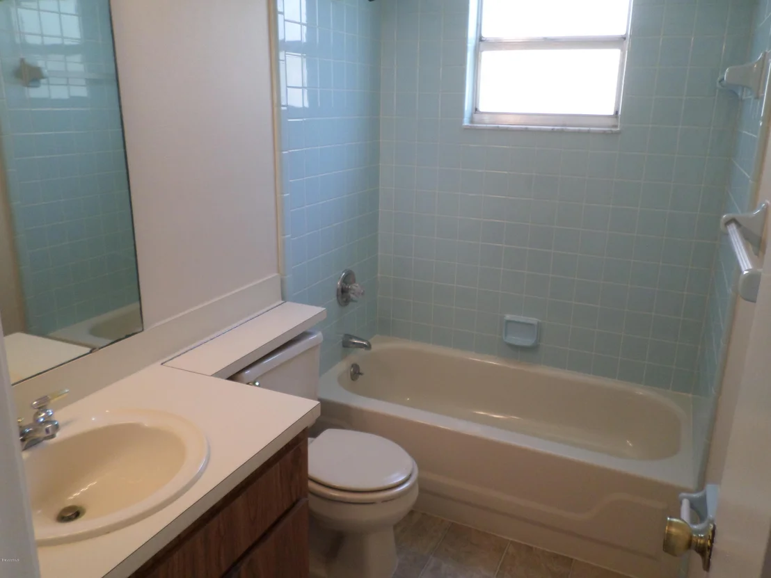 Photo of 831 Pine Shadows Avenue
