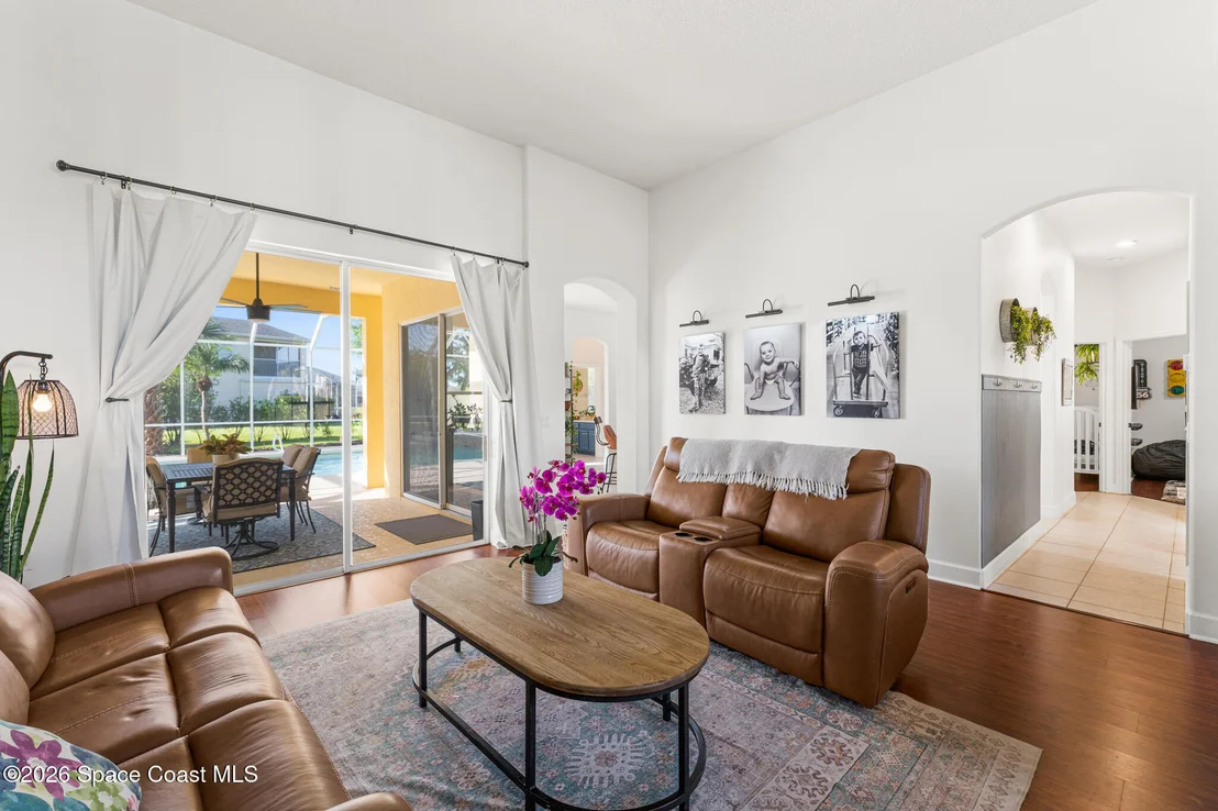 Photo of 2883 Sonoma Way