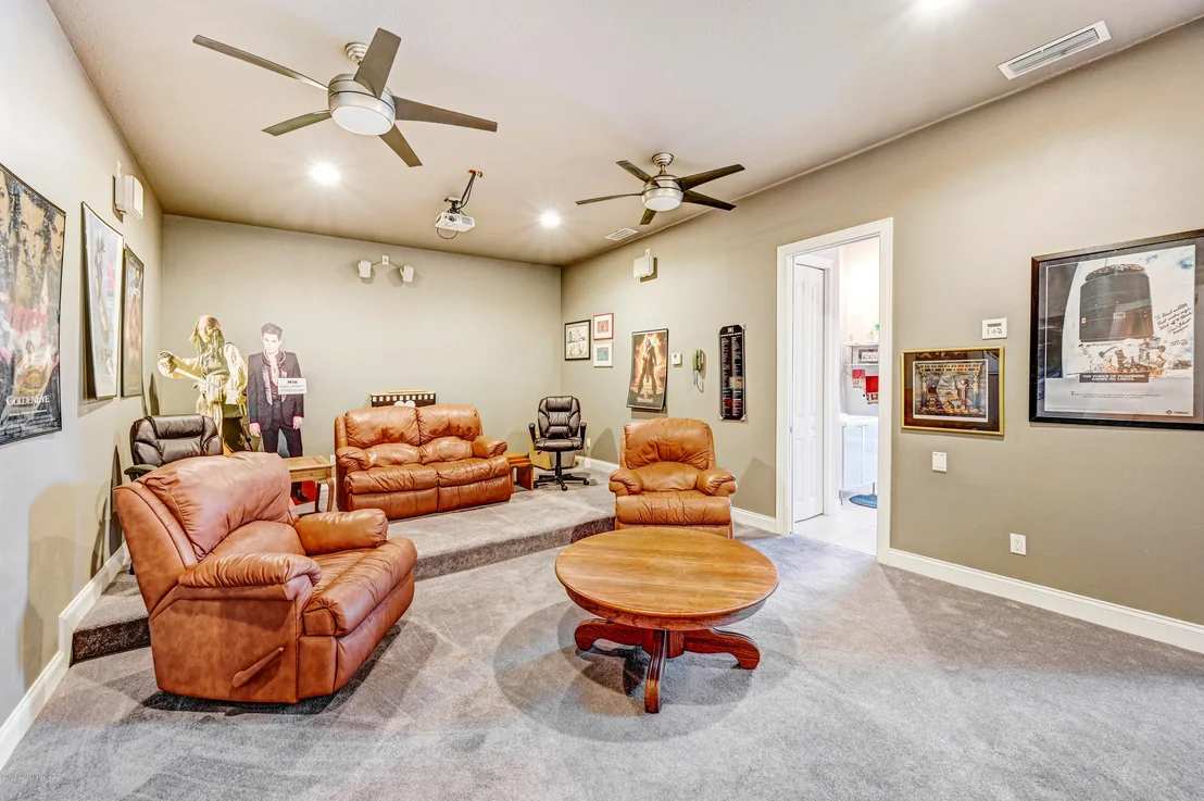 Photo of 5640 Willoughby Drive