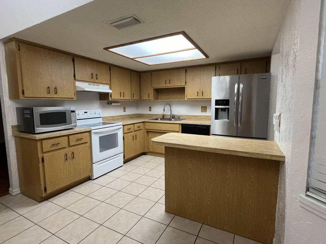 Photo of 5977 Rena Avenue