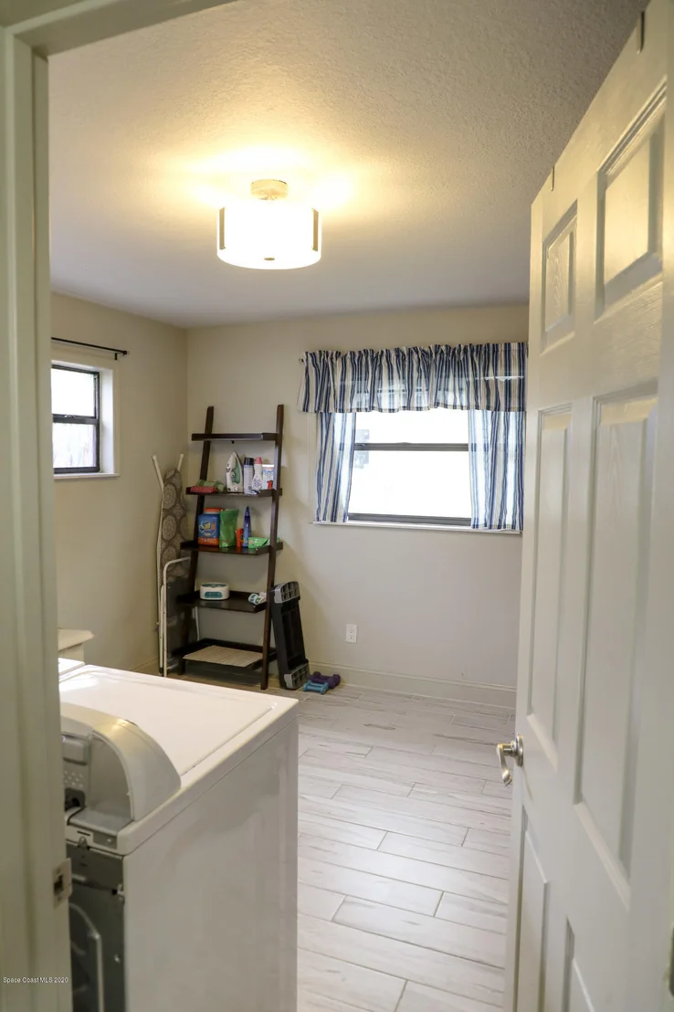 Photo of 1725 Palmer Lane