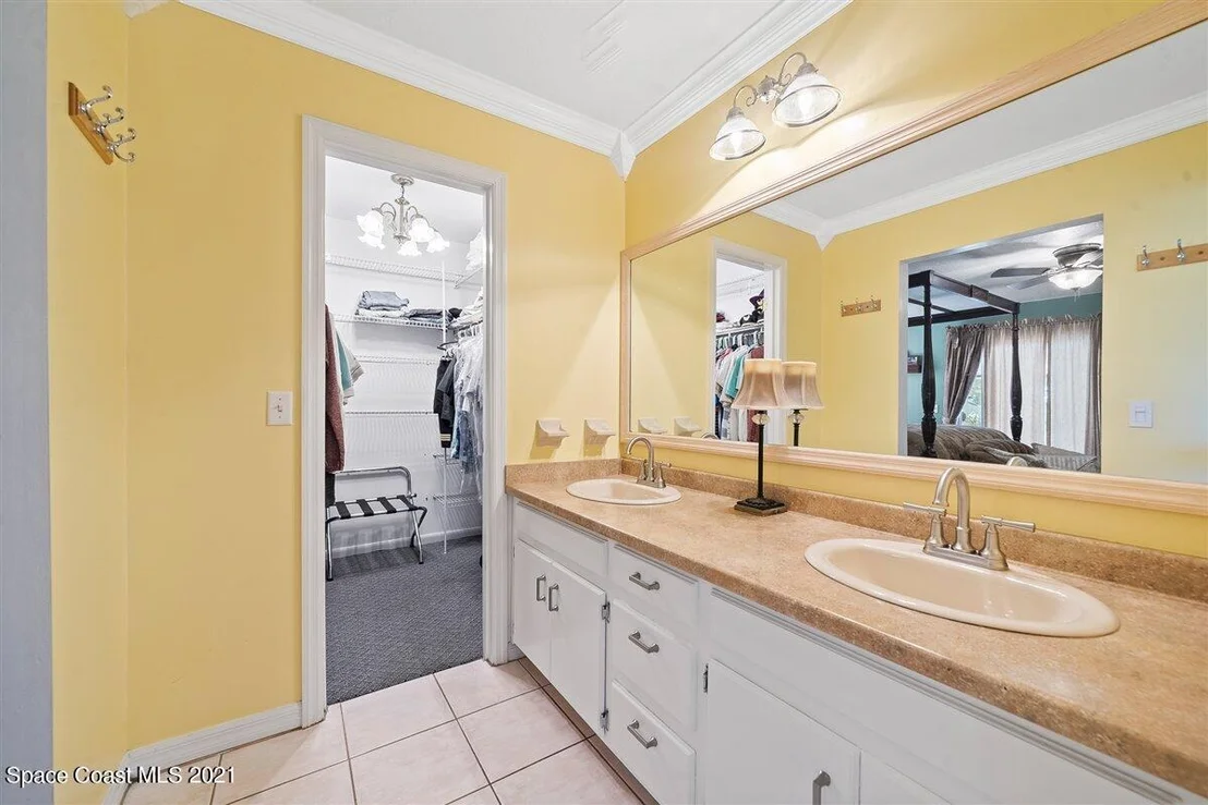 Photo of 270 Campbell Drive
