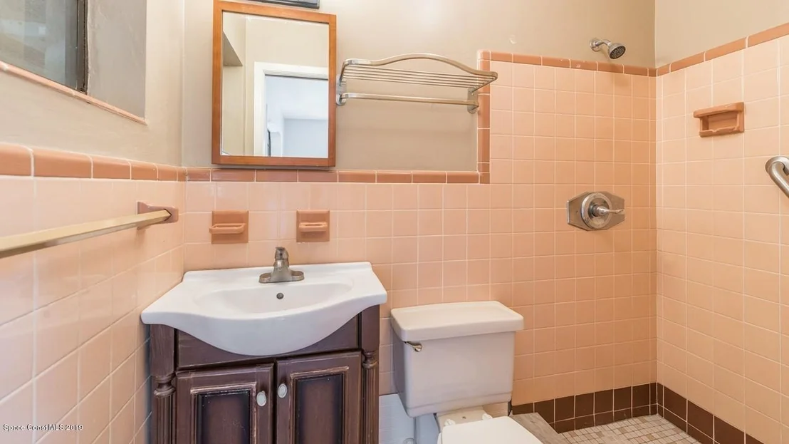Photo of 2470 Coventry Road