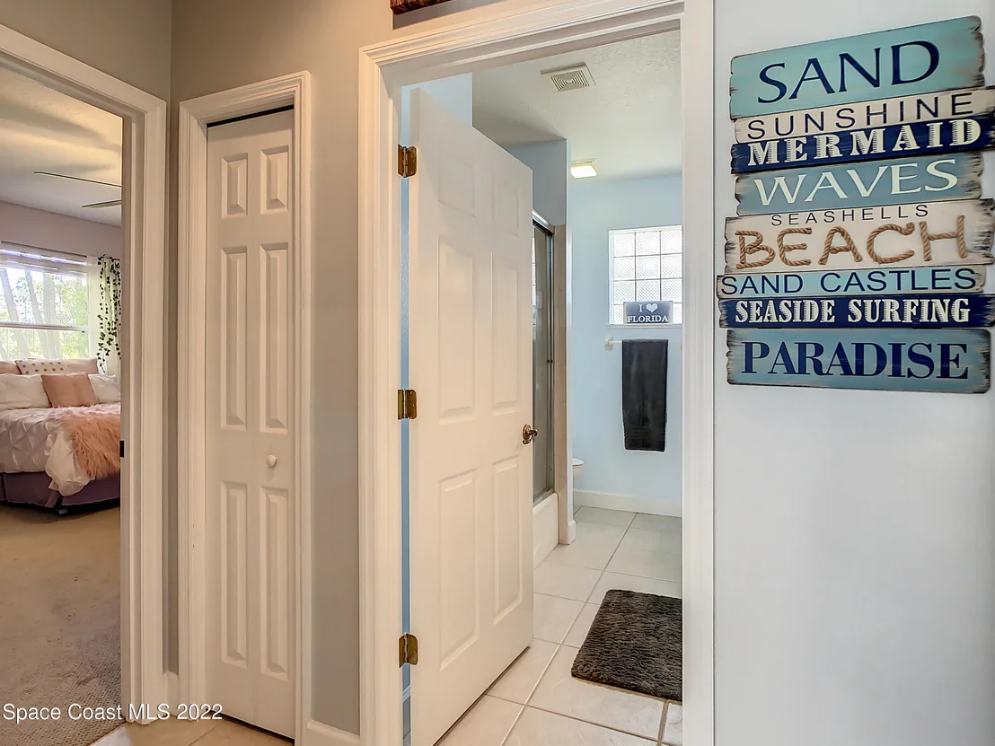 Photo of 862 Thrasher Drive