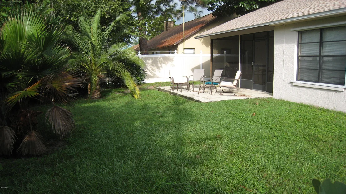 Photo of 883 Yorktowne Drive