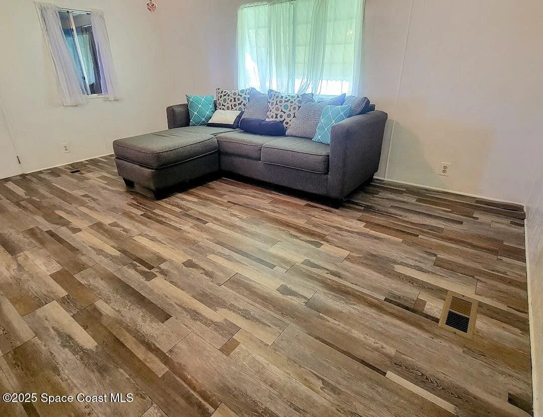 Photo of 566 Marnie Circle