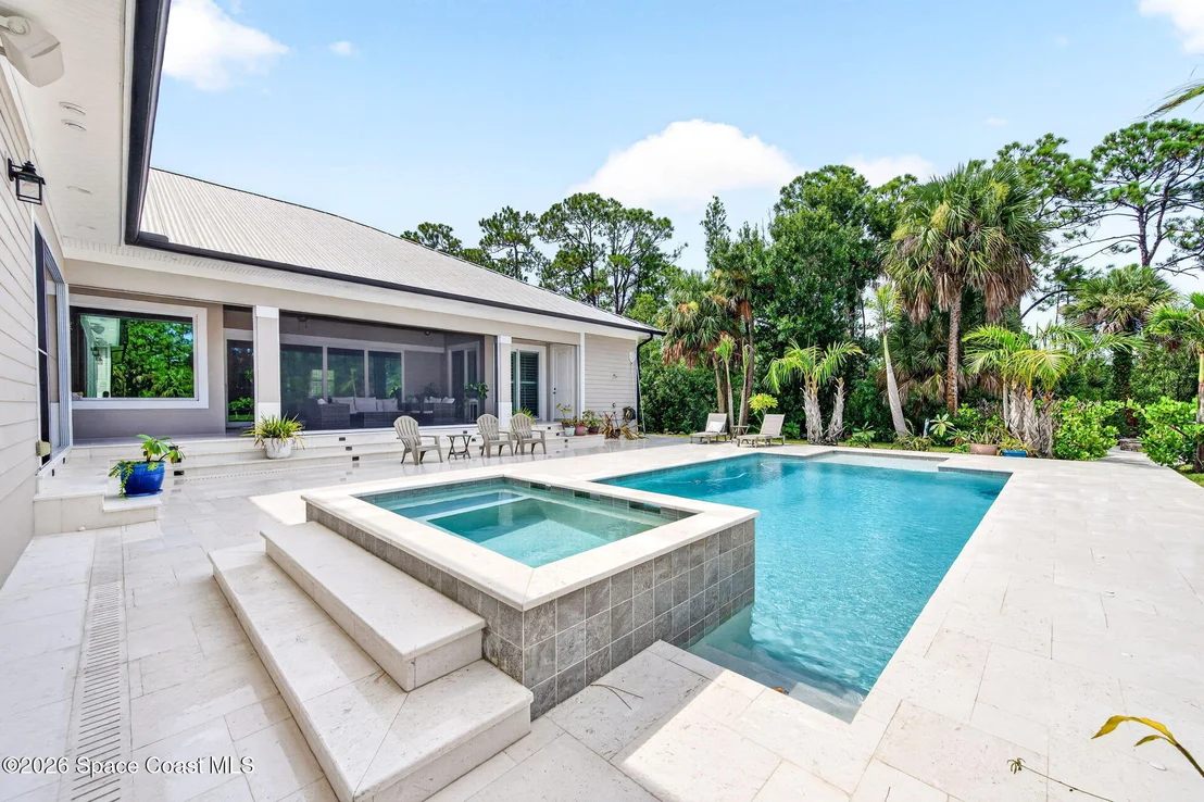 Photo of 3865 Reynolds Road