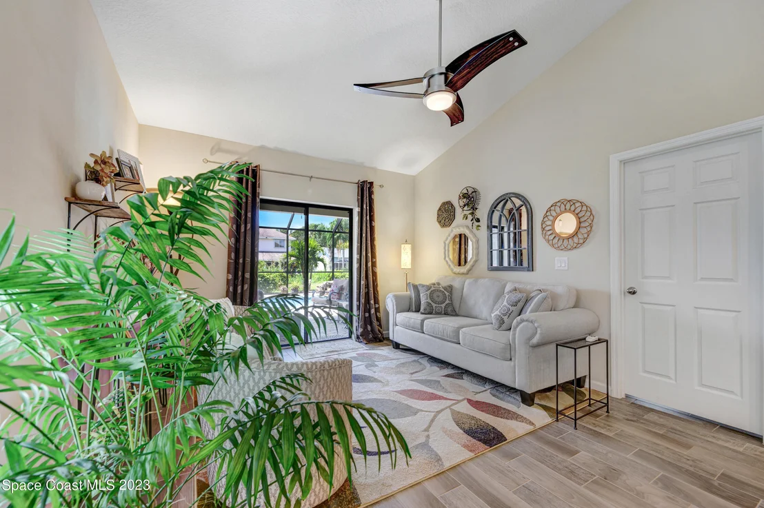 Photo of 1345 Fuji Drive