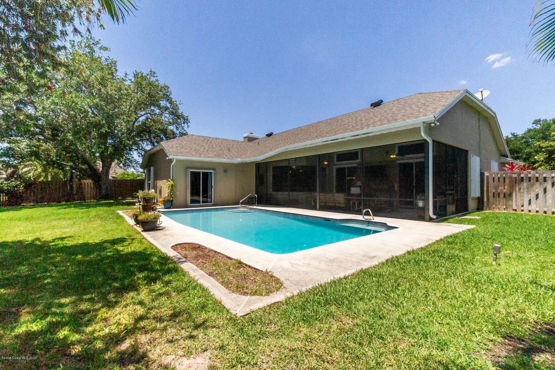 Photo of 528 Spring Lake Drive