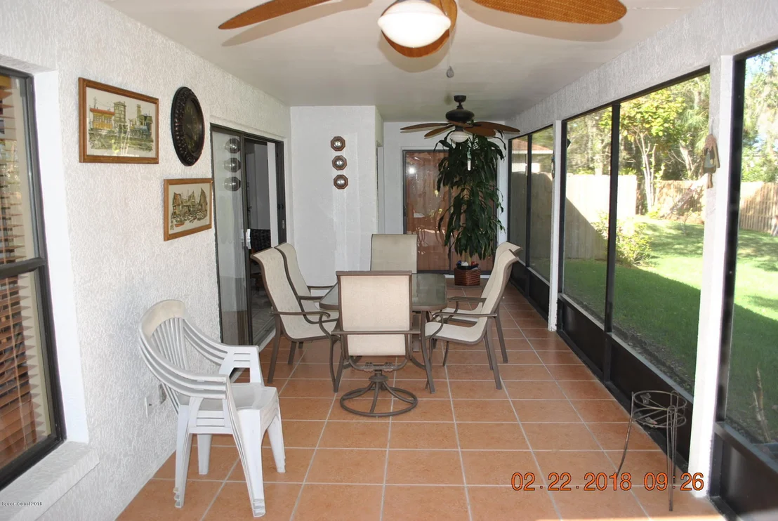 Photo of 889 Shoshone Lane