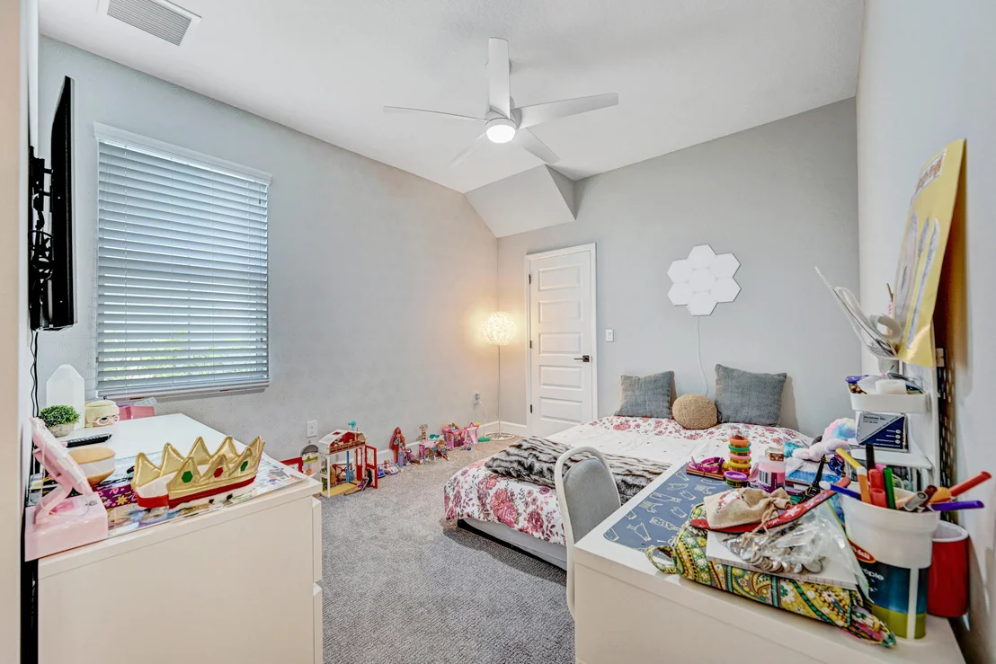 Photo of 9221 Udina
