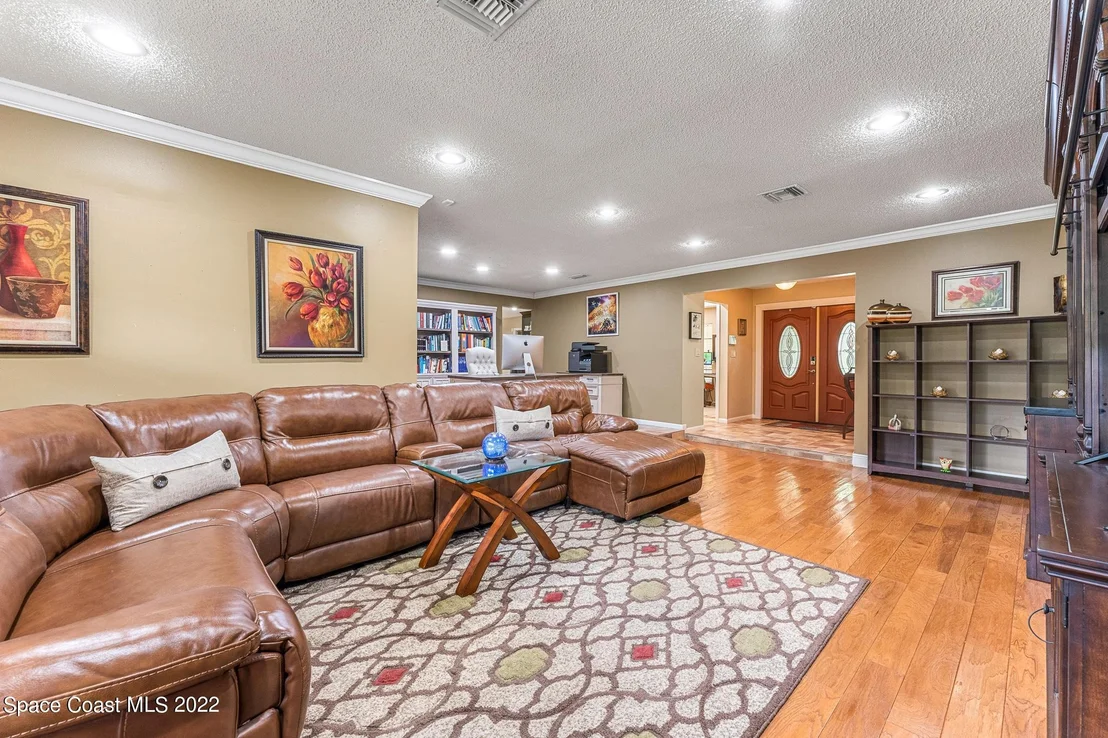 Photo of 1441 Donna Marie Drive