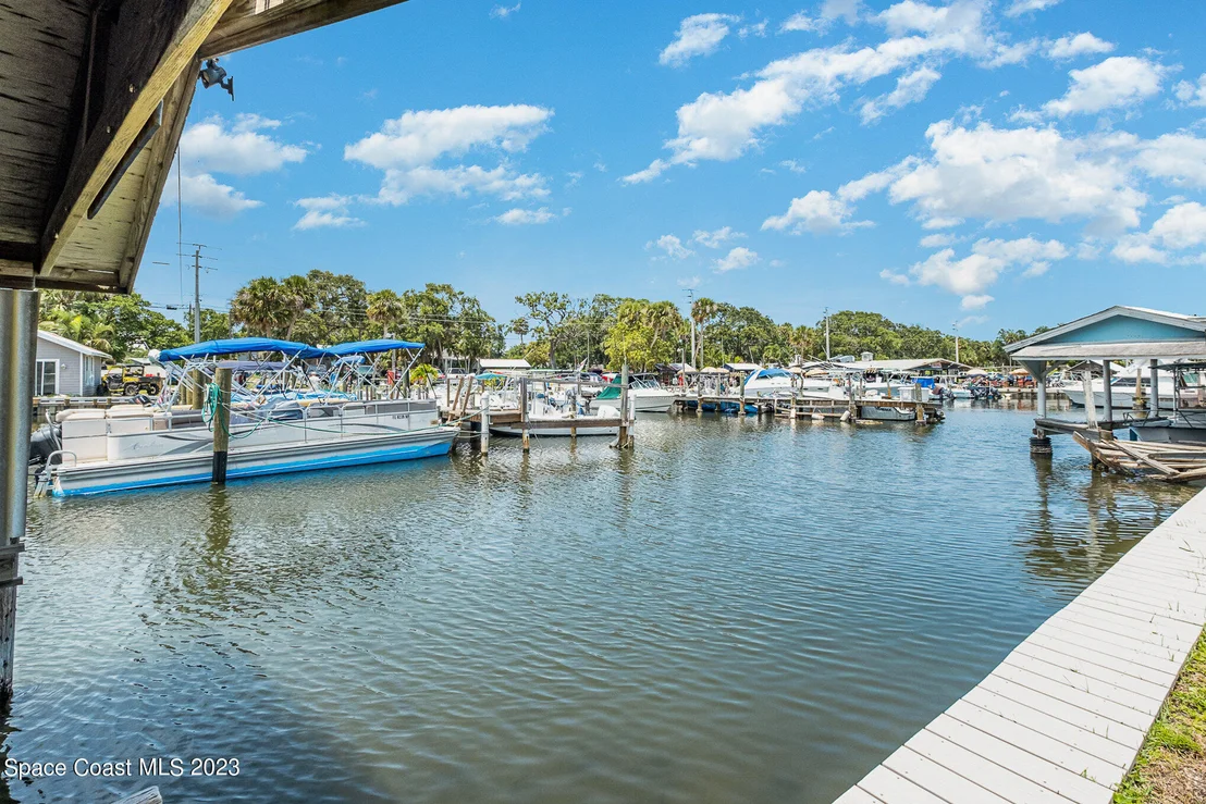 Photo of 3957 Canal Drive