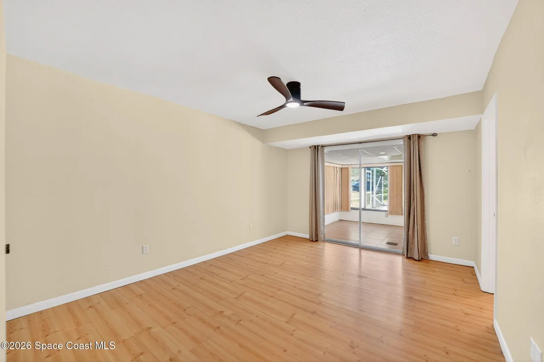 Photo of 1340 Mariposa Drive NE