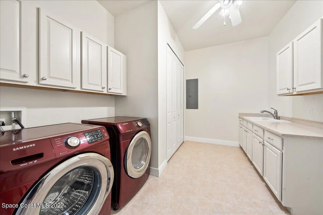 Photo of 5660 Willoughby Drive
