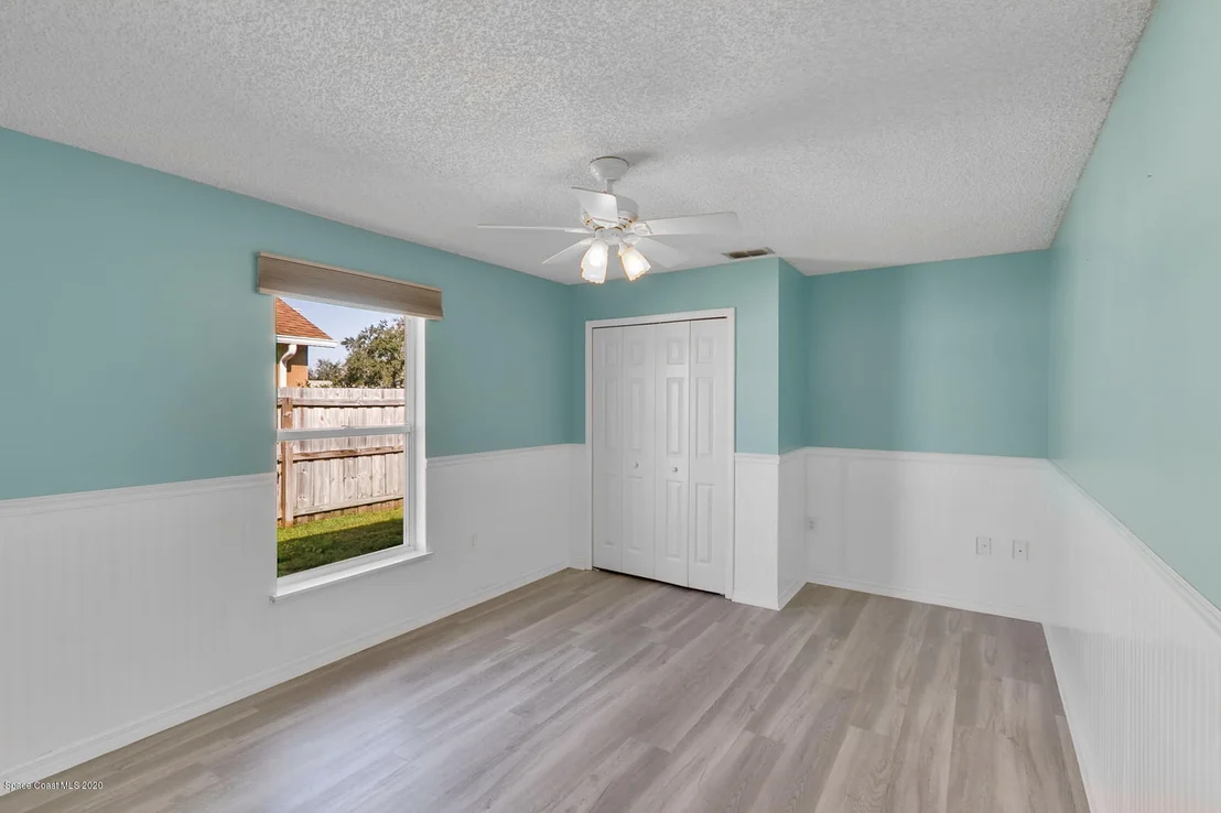 Photo of 239 Mcclain Dr