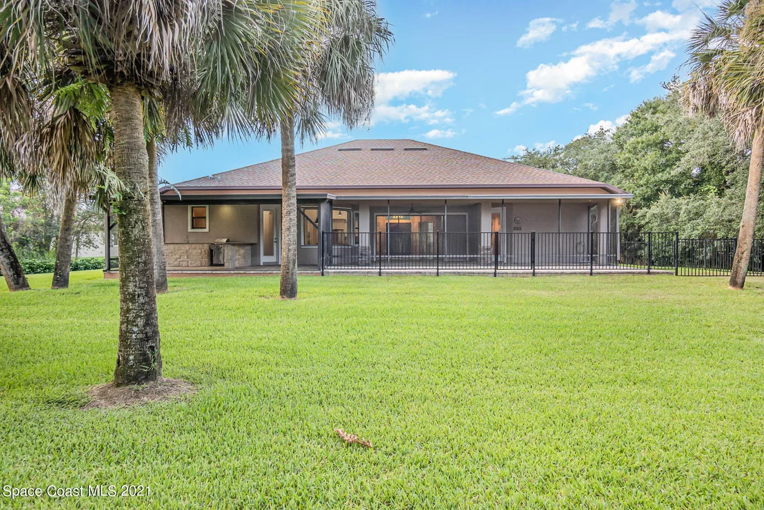 Photo of 1493 Sitka Lane