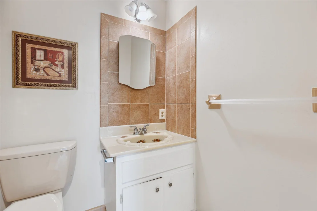 Photo of 2962 Chipper Drive NE