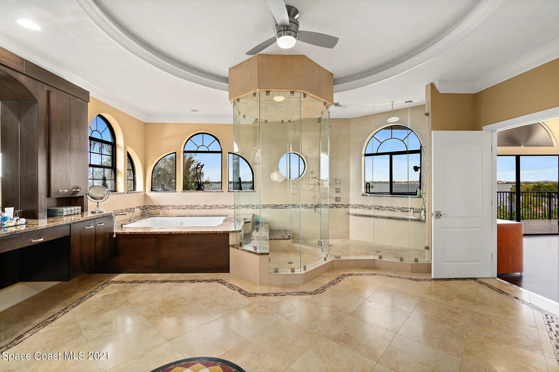 Photo of 442 Lanternback Island Drive