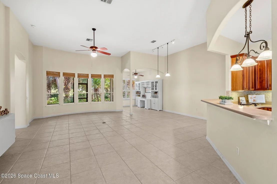 Photo of 162 Whaler Drive