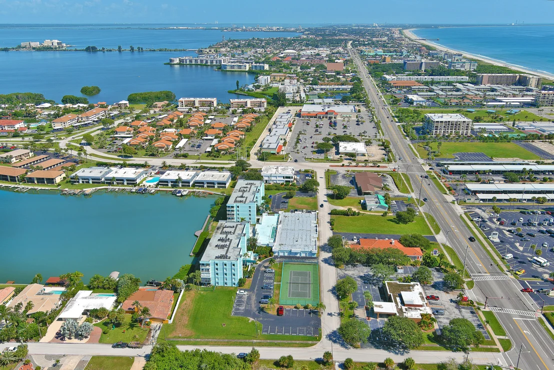 Photo of Unit 1302 at 1700 Commodore Boulevard