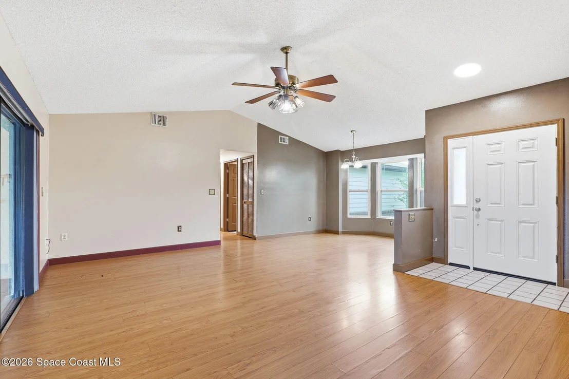 Photo of 1109 Fairlawn Drive