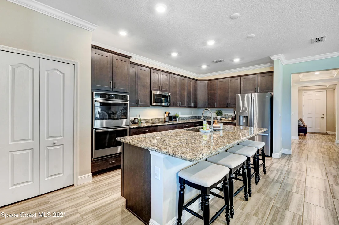Photo of 980 Bear Lake Drive