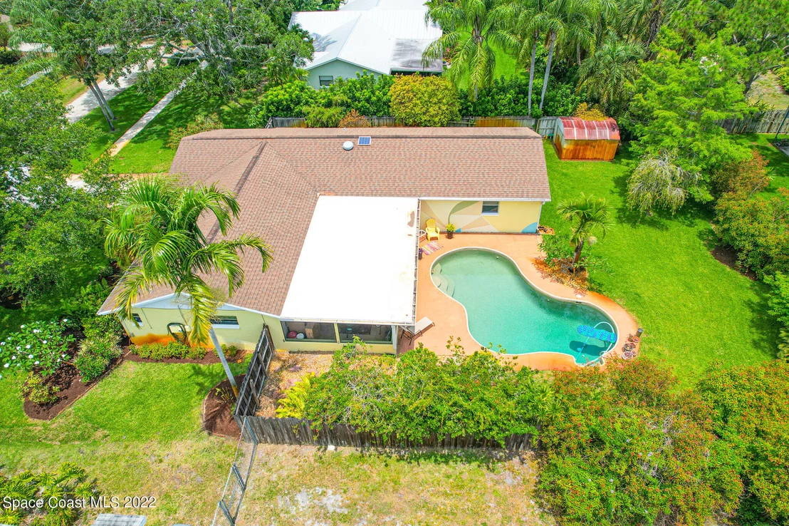 Photo of 2701 Golfview Drive