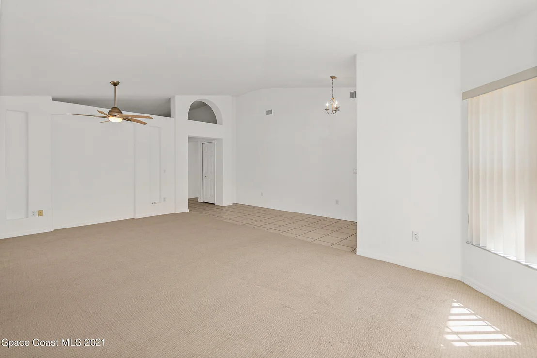 Photo of 1850 Sun Gazer Drive