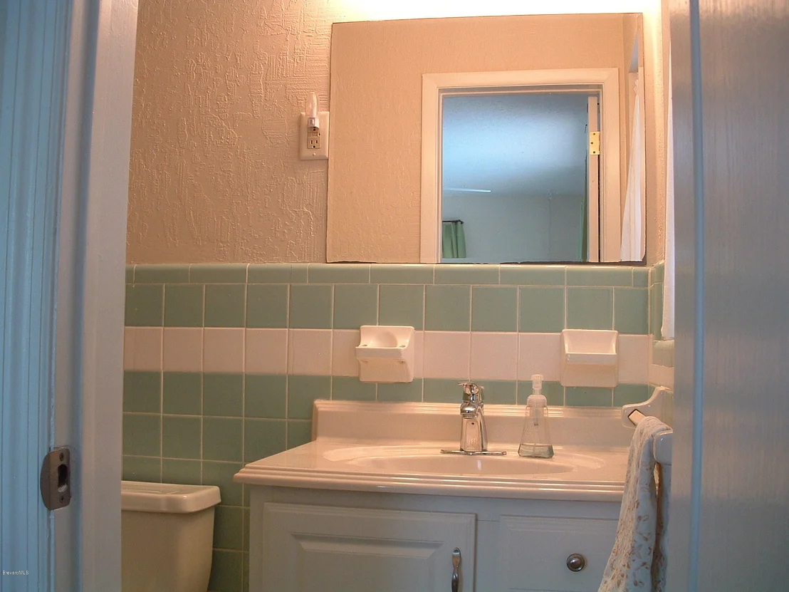 Photo of 2368 Lorna Drive