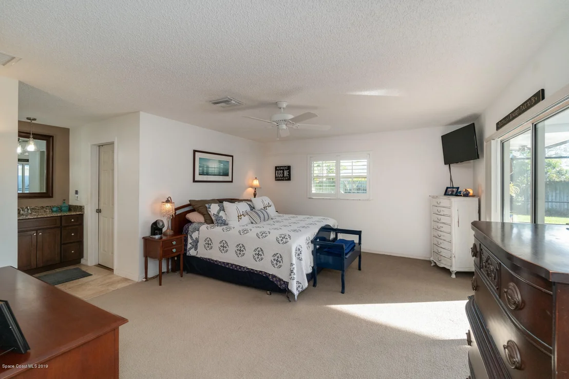 Photo of 323 Albacore Place