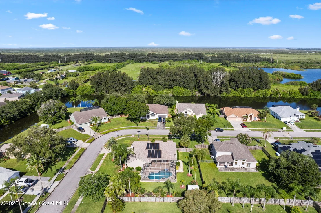 Photo of 1494 Wellington Circle