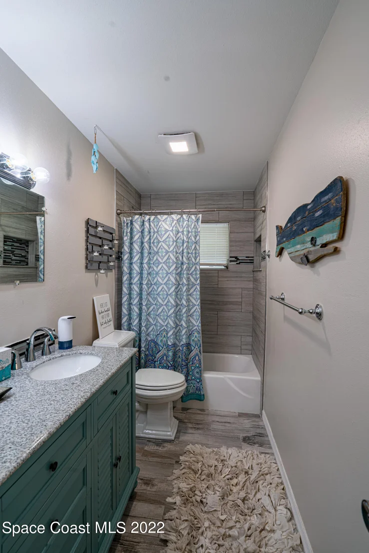 Photo of 2277 Lakeview Drive