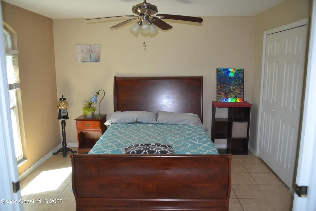 Photo of 834 Honeysuckle Drive