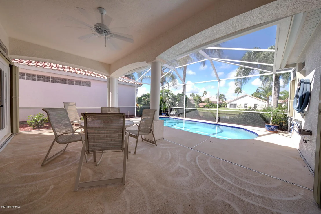 Photo of 489 Carmel Drive