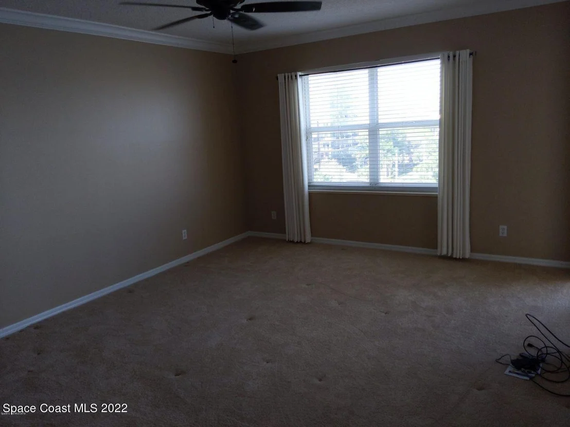 Photo of Unit 702 at 100 Riverside Drive
