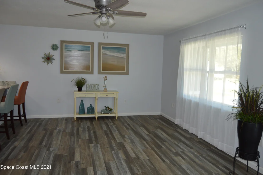 Photo of 2042 Doyle Drive