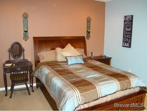Photo of 1459 Corbett