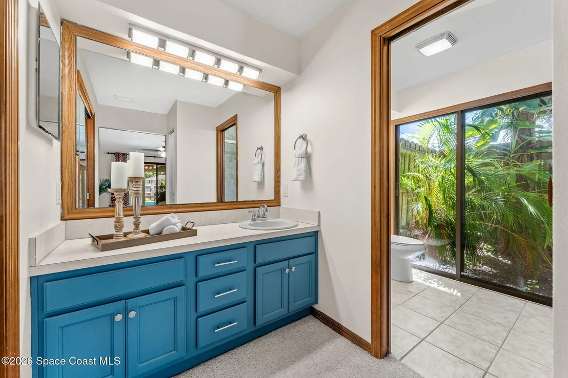 Photo of 496 N River Oaks Drive