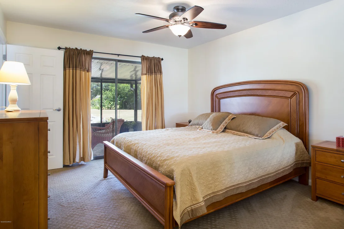 Photo of 2120 Bridle Path