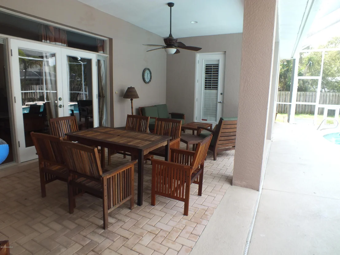 Photo of 470 Oriole Lane