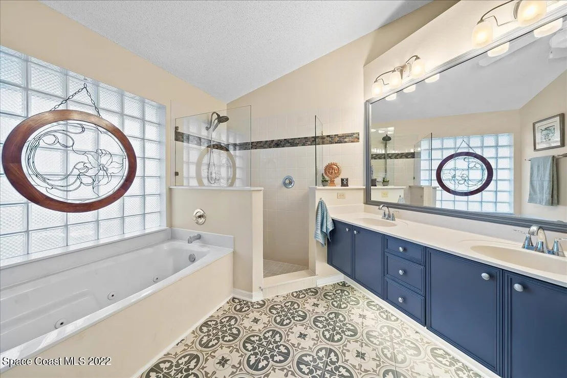 Photo of 3964 Saint Armens Circle