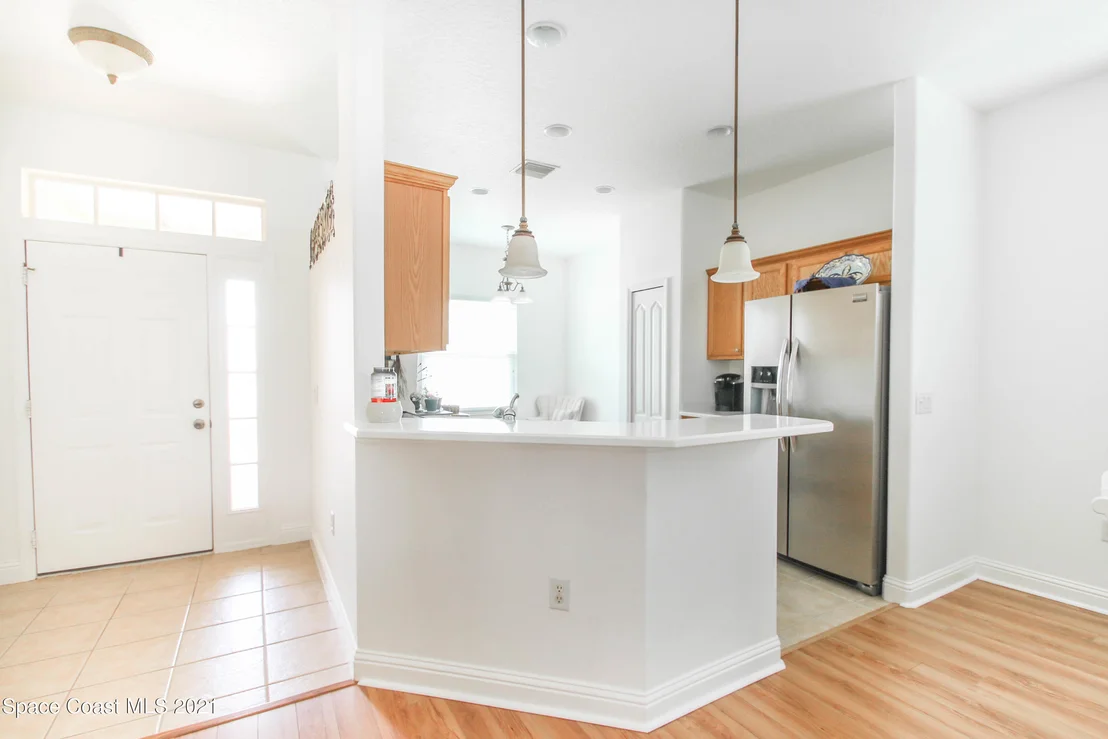 Photo of 1462 Hemingway Boulevard