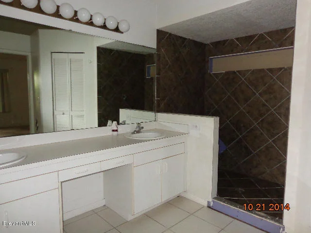 Photo of 5486 Carrick Road