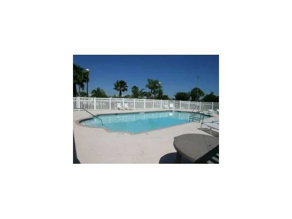 Photo of 1724 Ficus Point